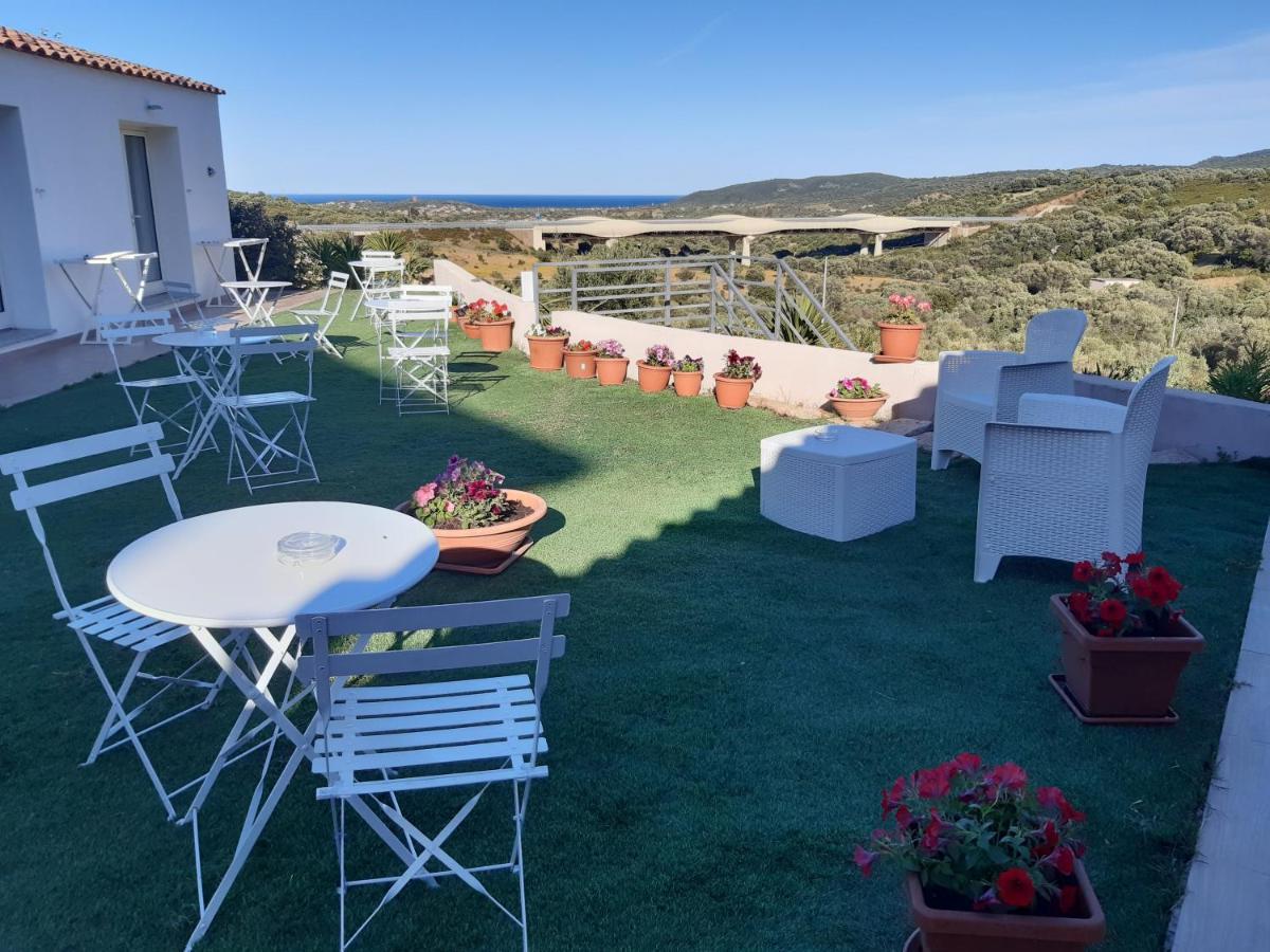 Sole&Sale Bed & Breakfast San Teodoro  Exterior foto
