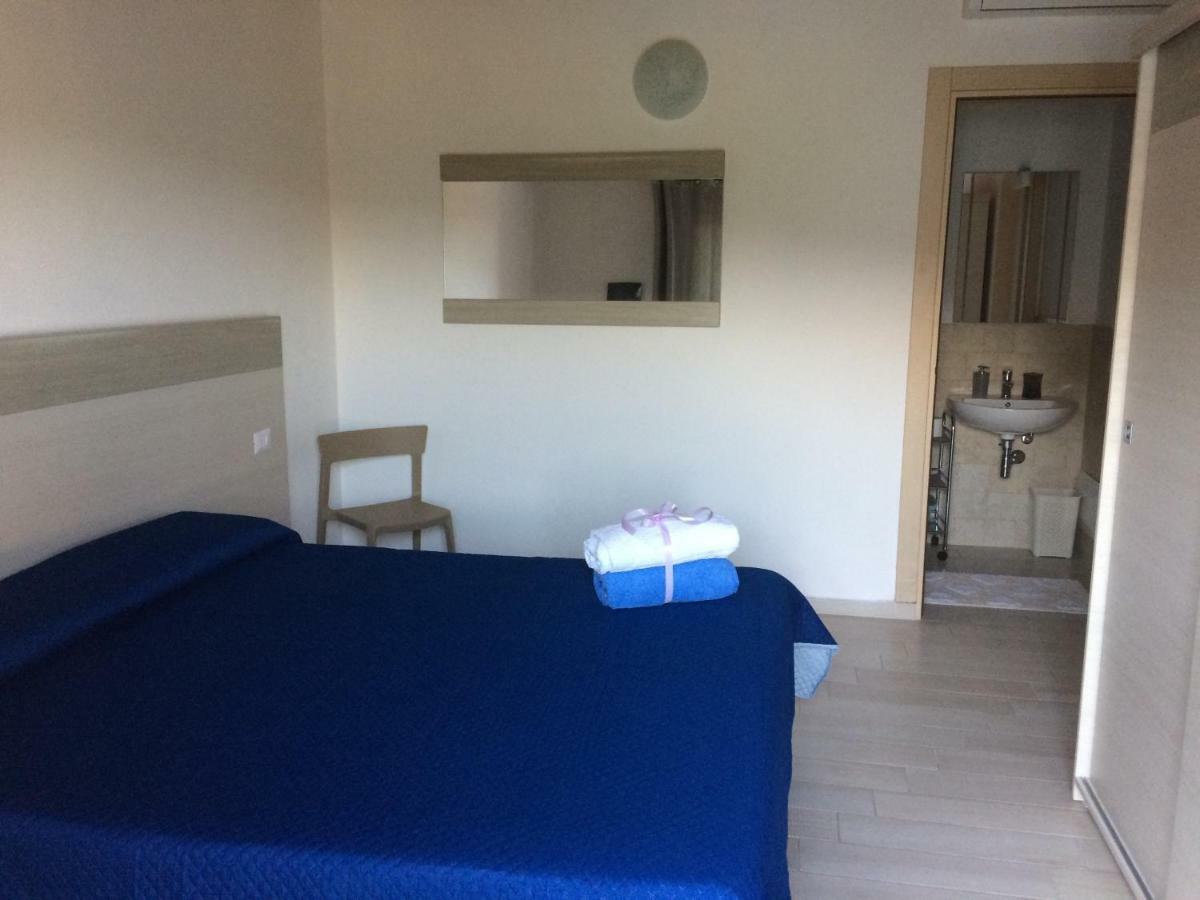 Sole&Sale Bed & Breakfast San Teodoro  Exterior foto